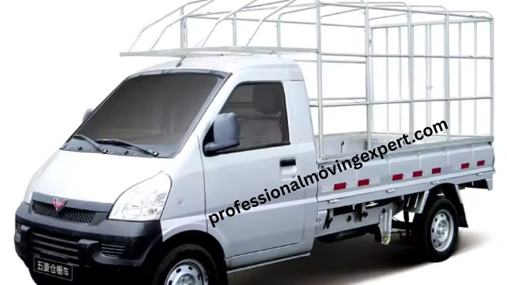 Furniture shifting pickup rental in Sharjah truck loading